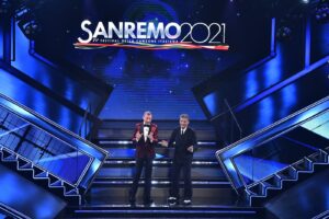 Sanremo 2021, la scaletta della quarta serata: tutti gli ospiti e i cantanti in gara