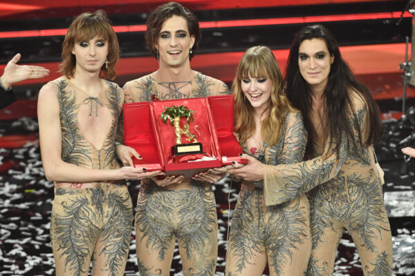 Foto Matteo Rasero/LaPresse 
06 marzo 2021 Sanremo, Italia 
spettacolo 
Festival di Sanremo 2021, serata finale.
Nella foto: Maneskin – vincitori

Photo Matteo Rasero/LaPresse 
March 06, 2021 Sanremo, Italy 
entertainment 
Sanremo music festival 2021, final evening.
In the photo: Maneskin – winners