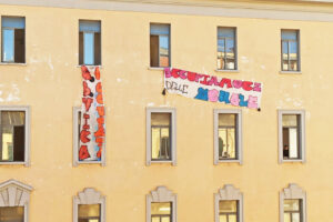 Luca, Beatrice e Gabriele, i tre studenti del liceo Vico sospesi perché volevano tornare in classe