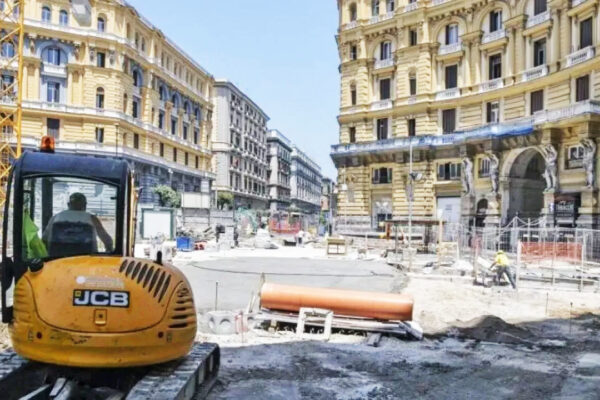 “A Napoli persi 25 anni, serve subito il piano traffico”, parla Cartenì