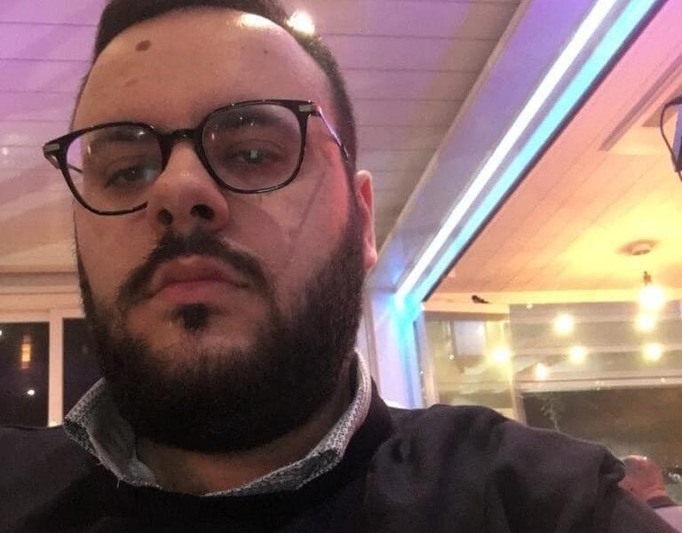 Stroncato dal covid a 23 anni, la tragedia di Vincenzo Ferraro: “Un ragazzo d’oro, ci mancherai”