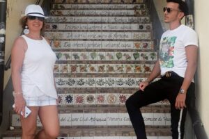 Il figlio di Sonia Battaglia accusa il vaccino e saluta la mamma: “Te ne sei andata per il tuo senso civico”