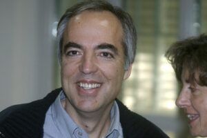 Chi è Dimitris Koufodinas, l’ex terrorista in sciopero della fame da 56 giorni che rischia di morire