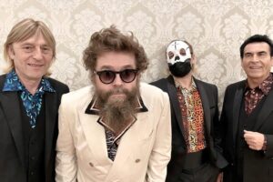 Chi sono gli Extraliscio e Davide Toffolo, a Sanremo con “Bianca luce nera”