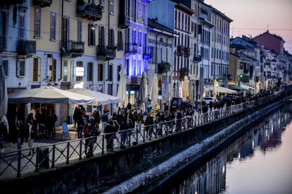 Luca Bottini: “Milano cresce ma manca una visione politica. Hanno scelto di farne la città della movida”