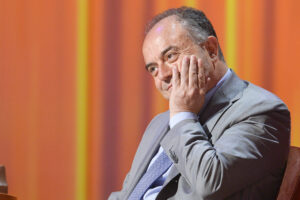 Colleghi magistrati, i processi non fateli in TV come Gratteri
