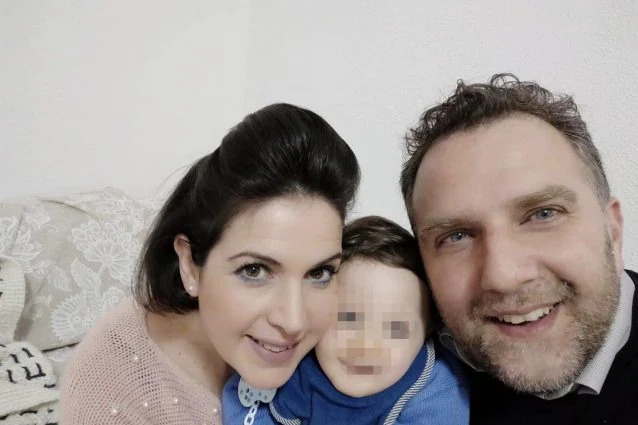 Cure troppo costose, il piccolo Leo non ce l’ha fatta. Il dolore di mamma e papà: “Ora sei il nostro angelo”