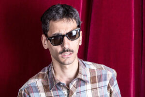 Chi è Valerio Lundini, il comico geniale che smonta la comunicazione tv