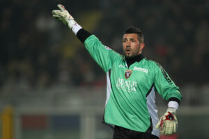 Matteo Sereni, dopo 11 anni finisce il calvario per l’ex portiere: “Non ha abusato dei figli”