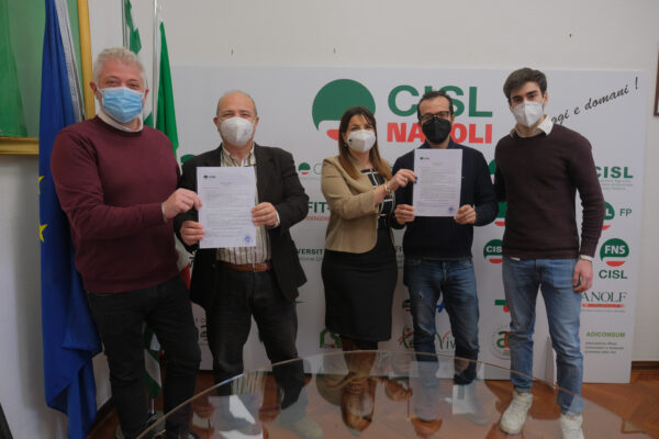 Ambiente, si allarga la rete napoletana per ripulire il mondo