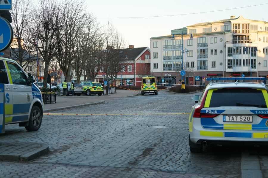 Svezia, otto persone accoltellate a Vetlanda: “È terrorismo”