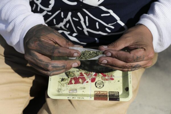 Dopo 60 anni di proibizionismo è ora di legalizzare la cannabis Dopo 60 anni di proibizionismo è ora di legalizzare la cannabis