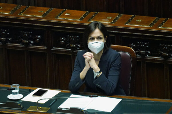 Brava la Carfagna, ma senza Sud e donne l’Italia non sconfiggerà la crisi