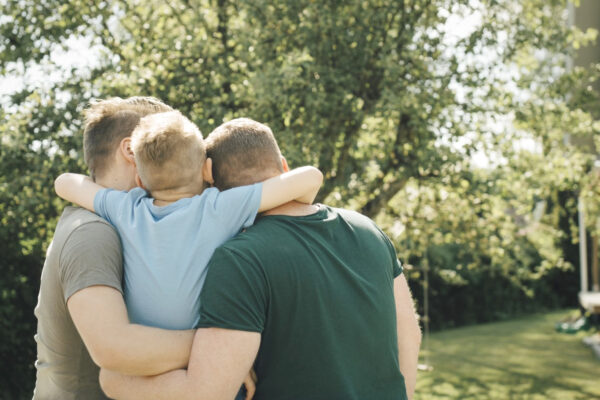 Più tutele ai figli delle coppie gay, guida alle due sentenze della Consulta