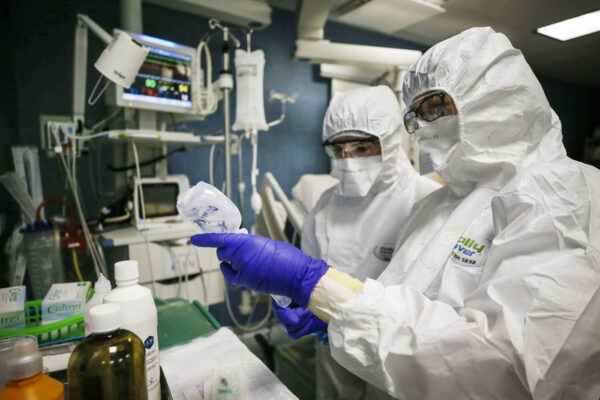 Il virus si batte solo con la tecnologia