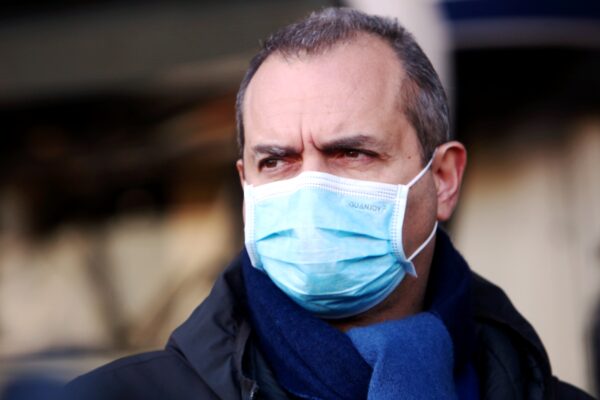 Sul rapporto con i privati de Magistris costretto al dietrofront