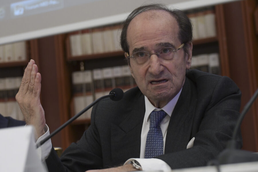 “Sui vaccini ennesima débâcle dell’Europa”, l’accusa di Jean Paul Fitoussi