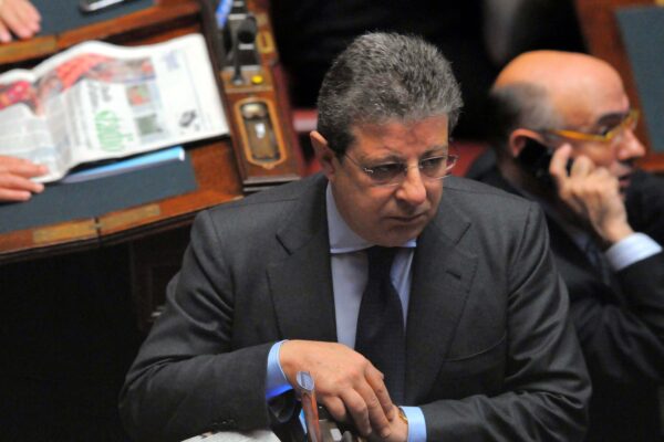 Il memoriale di Pittelli: “Con intercettazioni manipolate mi hanno sbattuto 10 mesi in isolamento”