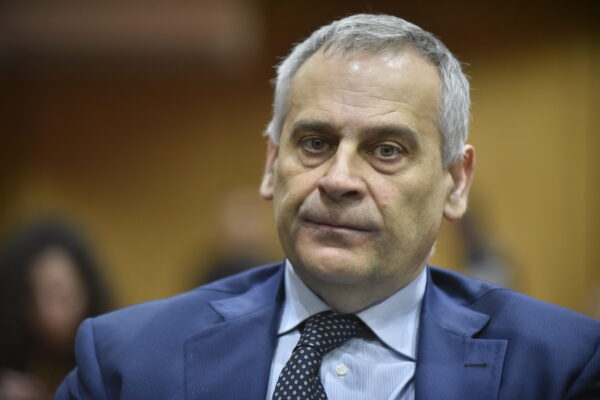 Dia e Carabinieri ai margini, con Giannini alla Polizia si rafforza asse con la Finanza