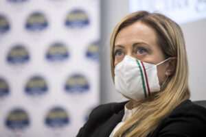 Il pentito ‘a orologeria’ contro Meloni: dopo 9 anni spuntano i soldi di FdI al clan per le elezioni