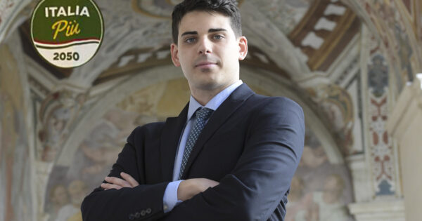 Intervista a Nesci, fondatore del ‘partito di Conte’: “Rousseau è un inganno, Casaleggio faccia i conti con la Spazzacorrotti”