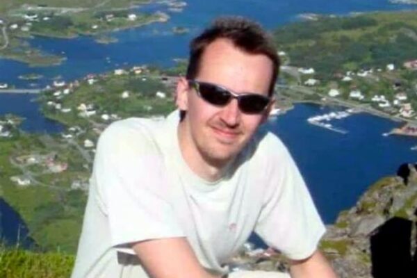 Terrorismo, in moschea a Torino esaltava attentato di Parigi: “Ti faccio esplodere”