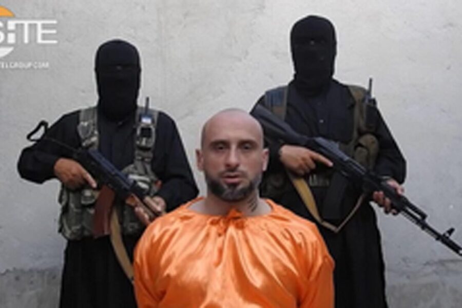 Inscenò il sequestro dei terroristi per intascare il riscatto, tre arresti per il caso Sandrini