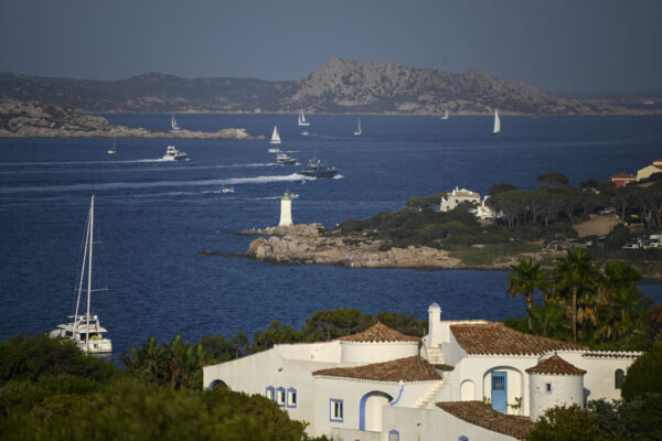 YACTH 
BARCA BARCHE A VELA
SARDEGNA ARCIPELAGO DELLA MADDALENA
IMBARCAZIONE IMBARCAZIONI