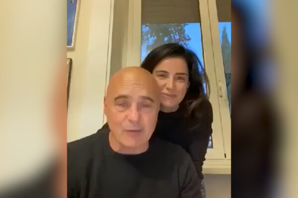 Luca Zingaretti e Luisa Ranieri: “Siamo molto orgogliosi di Ascierto e di tutti gli operatori del Pascale”