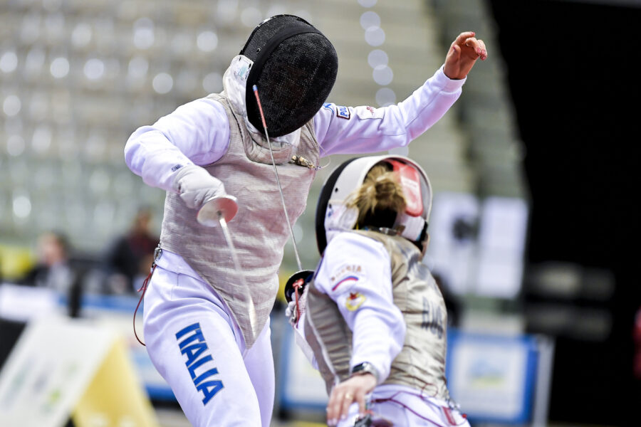 Lo sport che unisce: “Più scherma meno schermi” il progetto finalizzato al benessere personale e collettivo