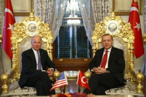 USA riconoscono il genocidio degli armeni: schiaffo di Biden alla Turchia, Erdogan furioso USA riconoscono il genocidio degli armeni: schiaffo di Biden alla Turchia, Erdogan furioso