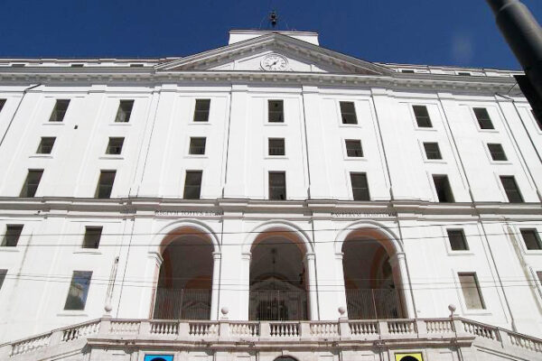 Palazzo Fuga, col Recovery Plan arrivano i soldi ma servono le idee Palazzo Fuga, col Recovery Plan arrivano i soldi ma servono le idee