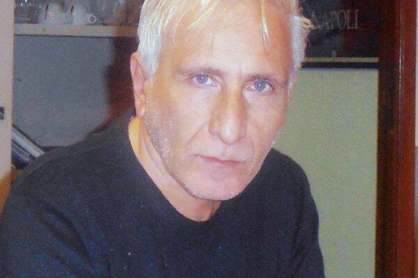 “Lo Stato che sbatte in cella i giornalisti fa orrore”, intervista a Enzo La Penna