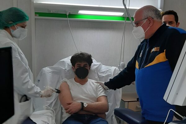 Vaccino Takis, parte la sperimentazione al Pascale. Ascierto: “Facilmente modificabile contro le varianti”