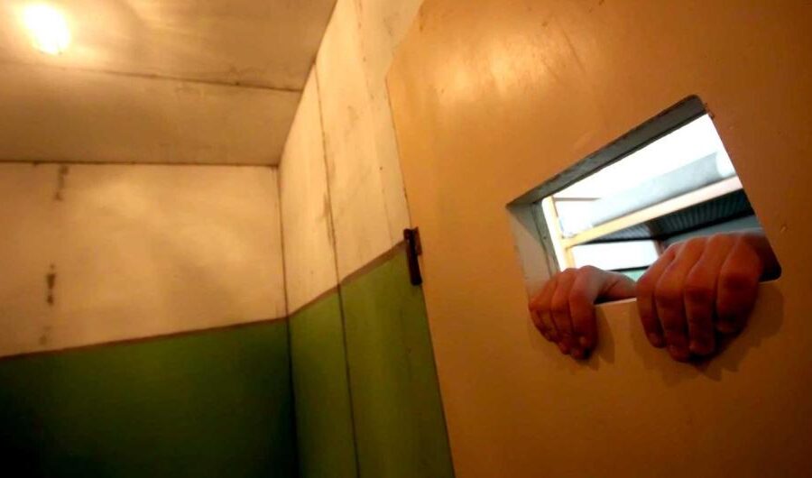 La Consulta non decide sull’ergastolo ostativo, dramma per 69 detenuti