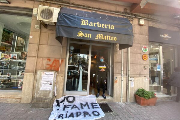 La disperazione di un barbiere in zona rossa: “Riapro il salone, ho fame”