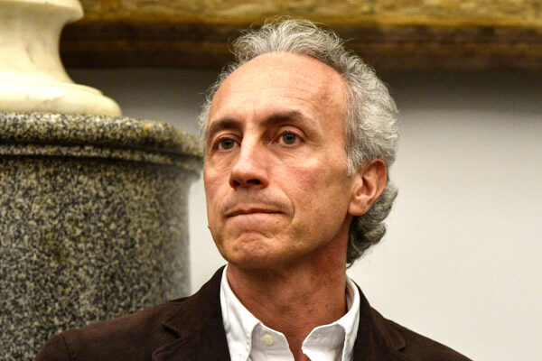Travaglio non pubblica i verbali sulla loggia Ungheria: “Non sono firmati, forse non sono autentici…” Travaglio non pubblica i verbali sulla loggia Ungheria: “Non sono firmati, forse non sono autentici…”