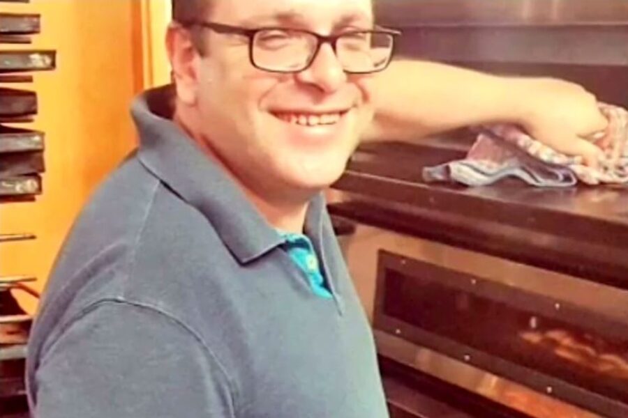 Uccide il marito col cianuro per stare con l’amante, arrestata dopo due anni: “Incastrata dall’ex spasimante”