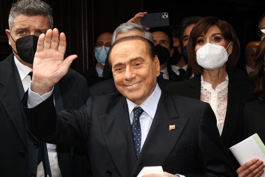 Al Quirinale serve una persona che non abbia paura del potere del partito dei Pm: Berlusconi!