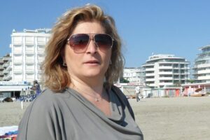 Carabiniere spara alla moglie e si uccide: Annamaria muore dopo giorni di agonia