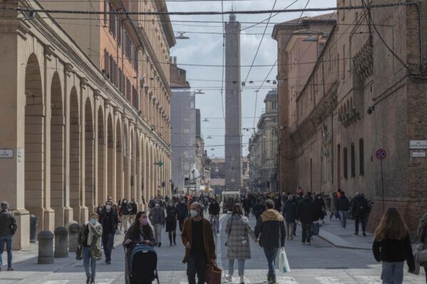 I nuovi colori delle Regioni: Campania e Lombardia restano gialle, Sardegna in arancione e Valle d’Aosta rossa