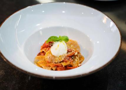 Chef Sinisgalli al mercato Coldiretti di Matera svela i segreti del piatto top