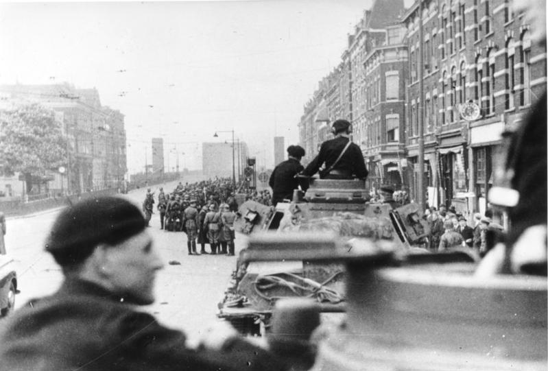 “L’attentato”, il racconto di Mulish sull’occupazione nazista in Olanda