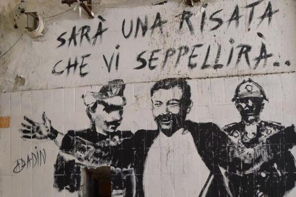 “Il riso e il sacro”, la storia degli italiani tra il comico e il tragico