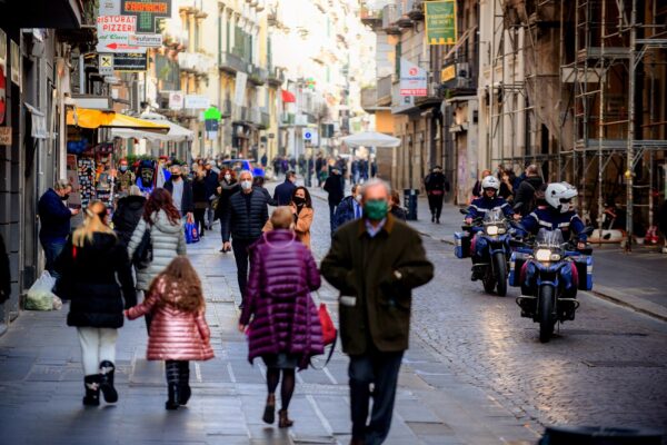 Colori delle Regioni, quali sono pronte a passare in zona gialla: in rosso resta solo la Sardegna