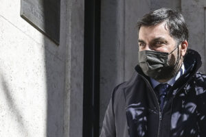 Palamara chi? I magistrati fanno gli gnorri sul sistema e sorridono ai giornalisti…