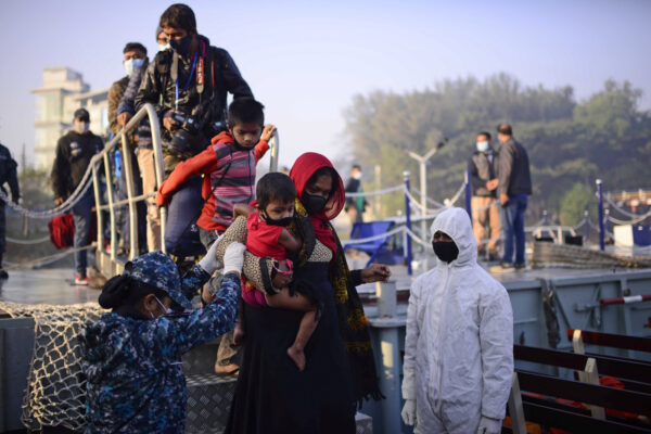 Rifugiati, dove è la crisi? L’Italia ultima nell’accoglienza tra i big d’Europa