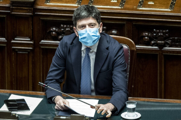Foto Roberto Monaldo / LaPresse
15-04-2021 Roma
Politica
Camera dei Deputati – Informativa del ministro della Salute Roberto Speranza sulla campagna vaccinale
Nella foto Roberto Speranza

Photo Roberto Monaldo / LaPresse 
15-04-2021 Rome (Italy) 
Chamber of Deputies -Report by the Minister of Health Roberto Speranza on the vaccination campaign 
In the pic  Roberto Speranza