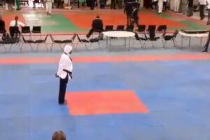 Atleta di Taekwondo incinta all’ottavo mese vince la medaglia d’oro ai campionati nazionali