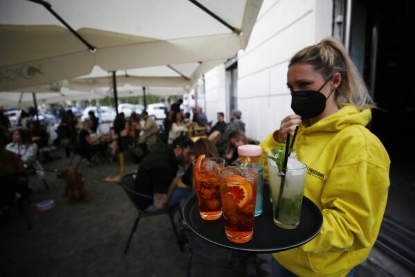 Regioni in Zona Bianca, oltre 3 milioni di italiani nell’area a Rischio Basso: le regole